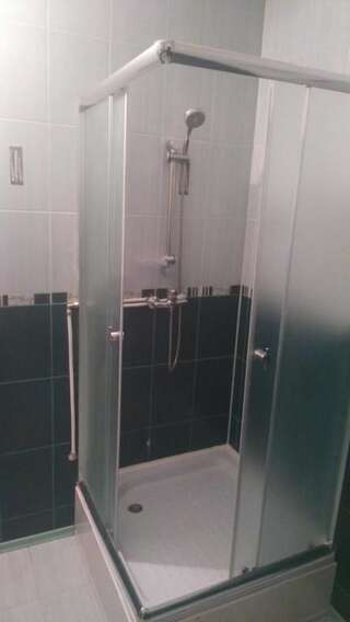 Мини-отель Mini hotel on Raisy Okipnoi street Киев Двухместный номер с 2 отдельными кроватями и балконом-7